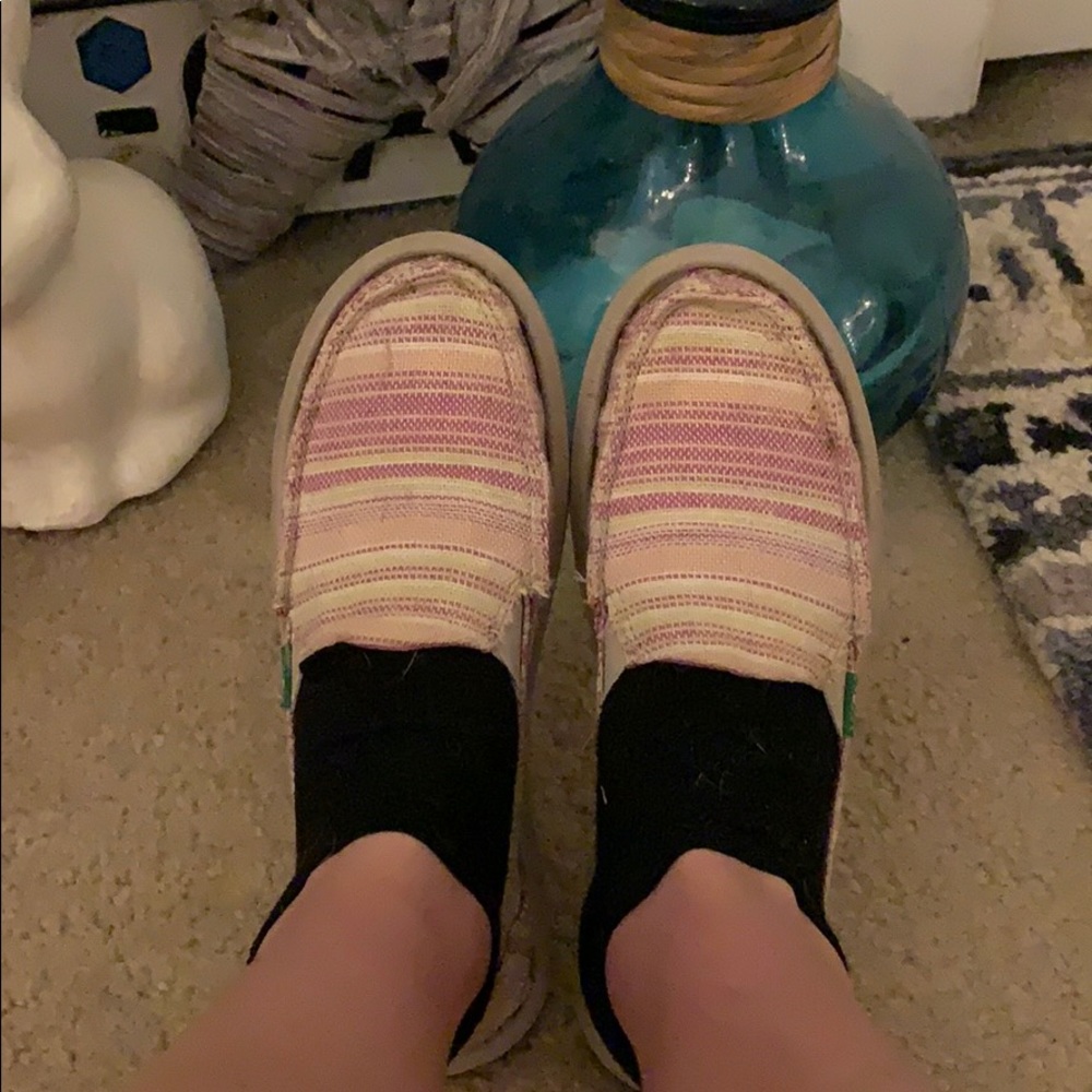 Sanuk slip ons